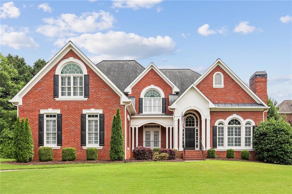 Executive Home with 4 sides brick