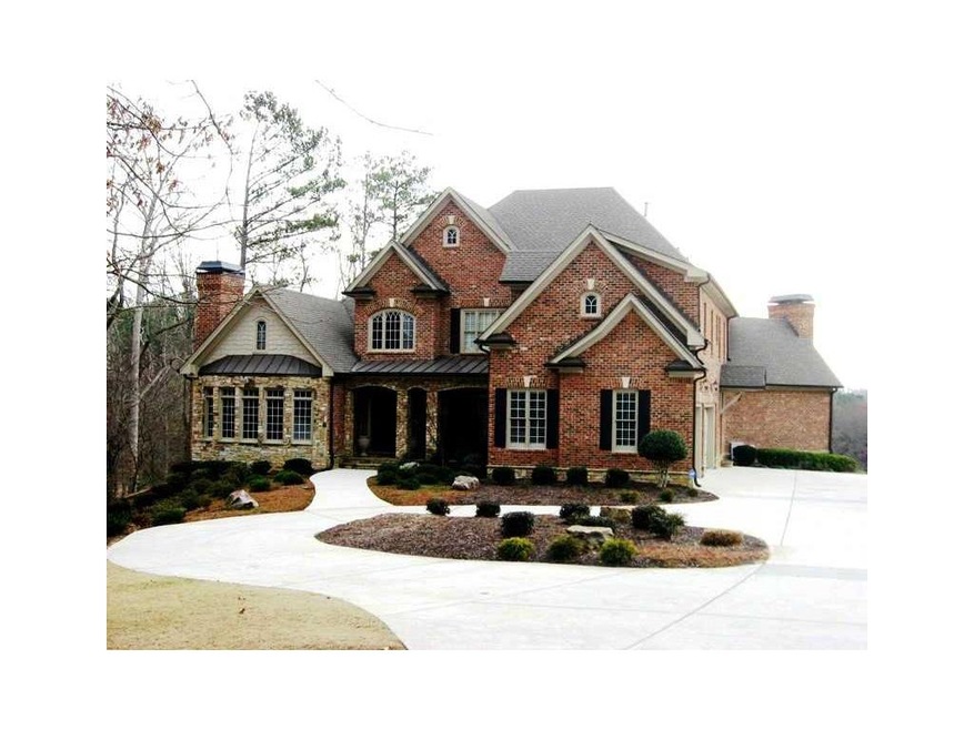 Exterior Front. Beautiful Private Professionally L
