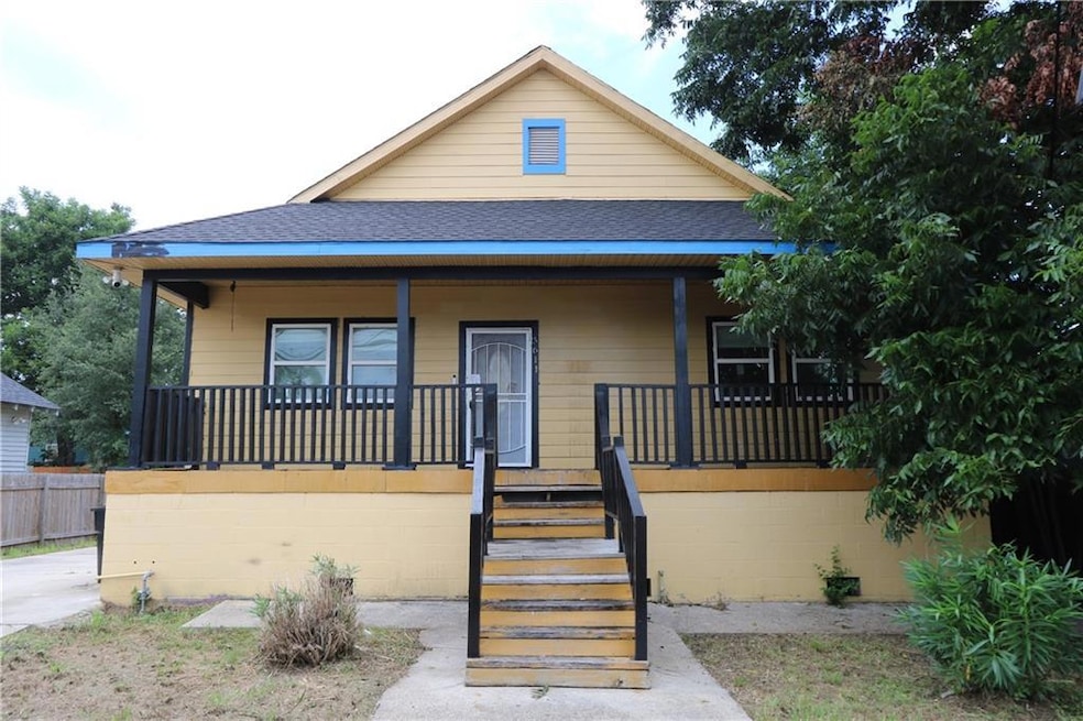 3611 2nd St, New Orleans, LA 70125 - photo 1