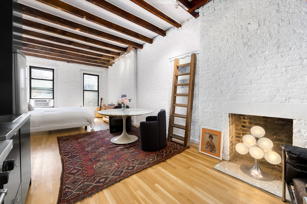 143 Sullivan St unit 14, New York, NY 10012 - photo 1