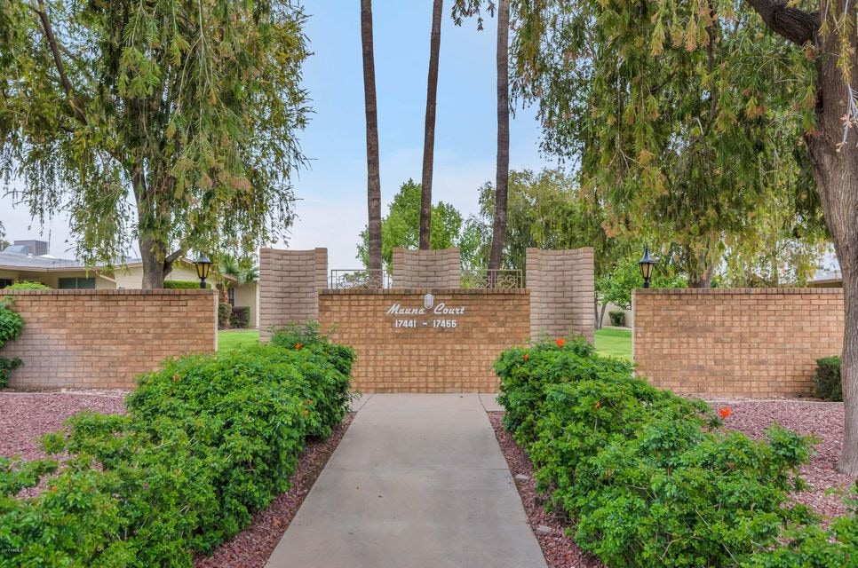 17441 N Boswell Blvd, Sun City, AZ 85373 - photo 1