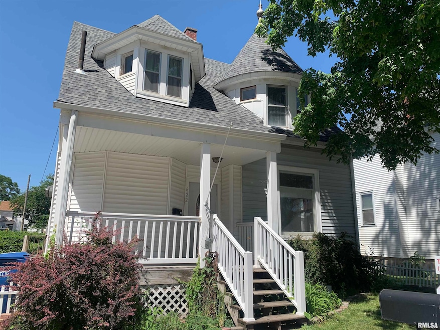 622 Douglas Ct, Davenport, IA 52803 - photo 1