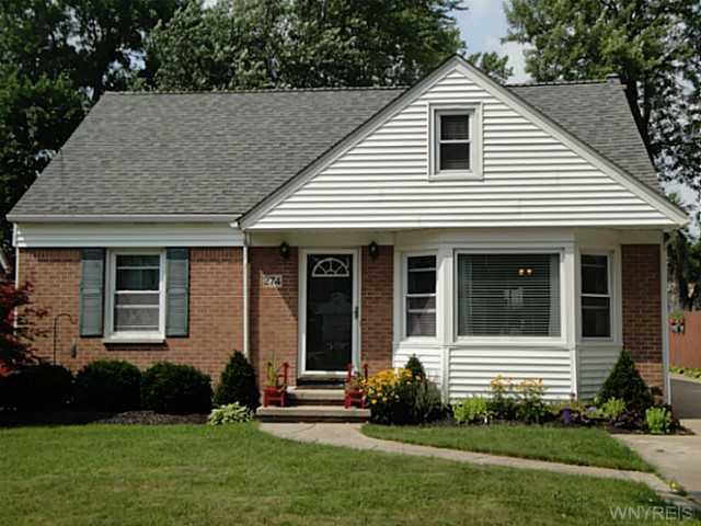Exterior Front. Welcome to 274 E. Prospect, Hambur
