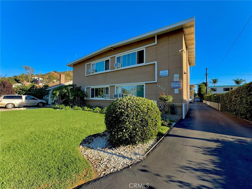 1442 E Maple St unit 13, Glendale, CA 91205 - photo 1