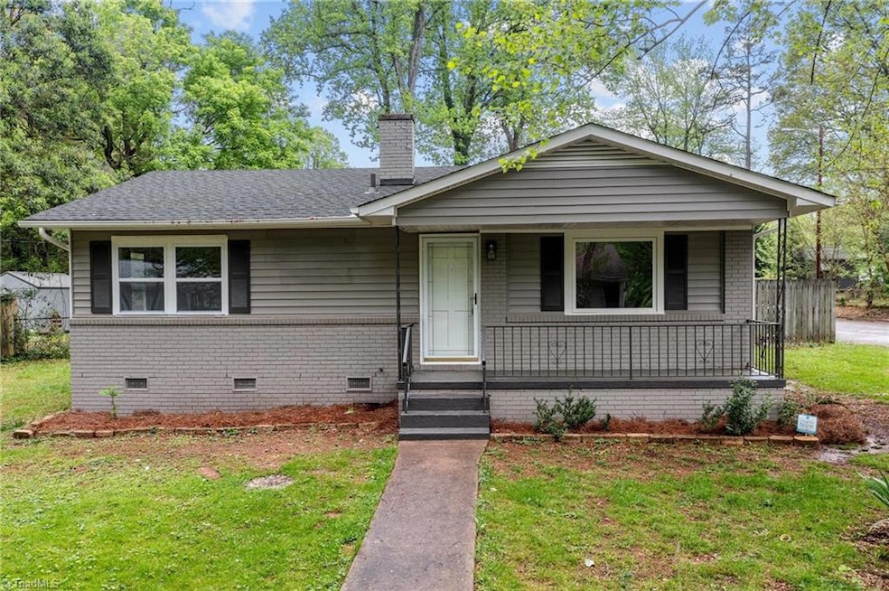 1915 Apex Place, High Point, NC 27260 - photo 1