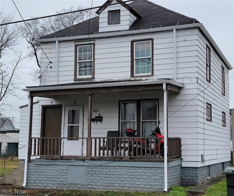 919 Spring Ave NE, Canton, OH 44704 - photo 1
