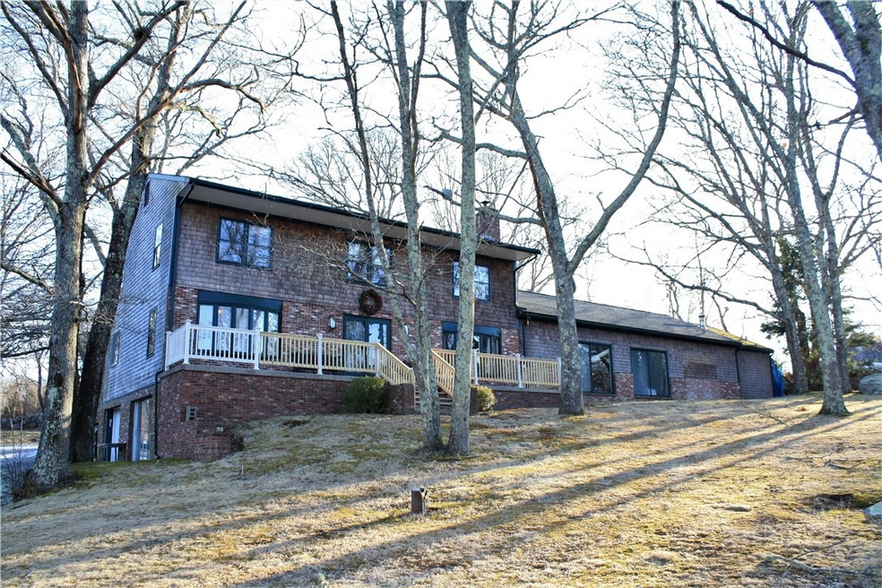 935 East Rd, Tiverton, RI 02878 - photo 1