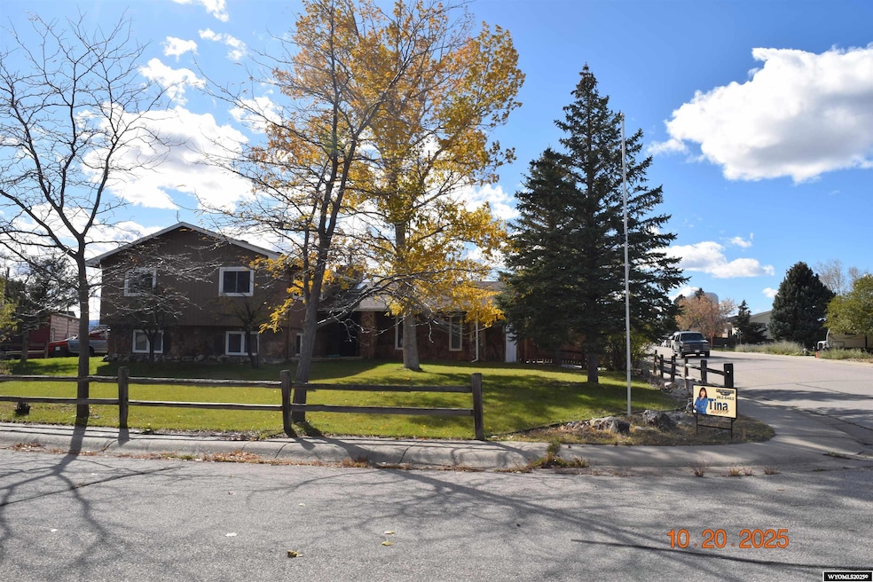 632 Arapahoe Trail, Glenrock, WY 82637 - photo 1