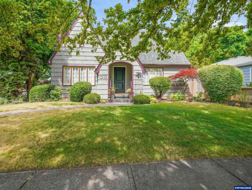 1515 19th St NE, Salem, OR 97301 - photo 1