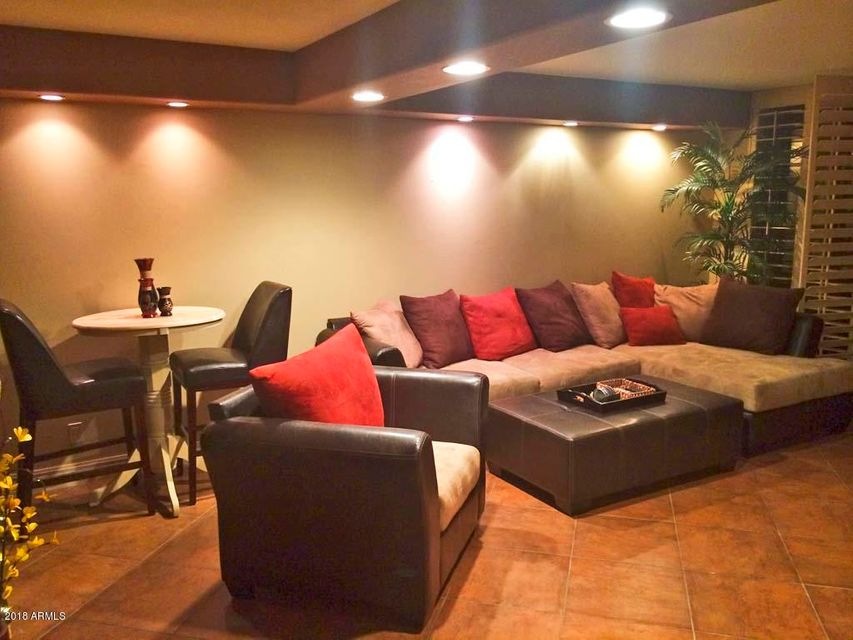 LivingRoom1