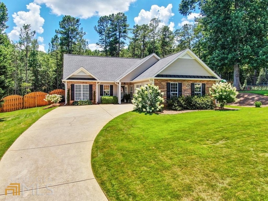 124 Walkers Pond Dr, Villa Rica, GA 30180 - photo 1
