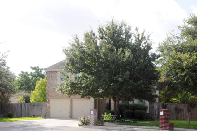 1220 Terrace Ct, New Braunfels, TX 78130 - photo 1