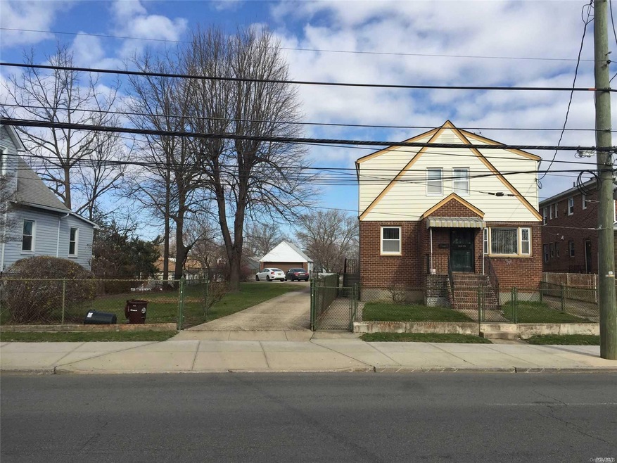 165-25 Union Turnpike, Flushing, NY 11366 - photo 1