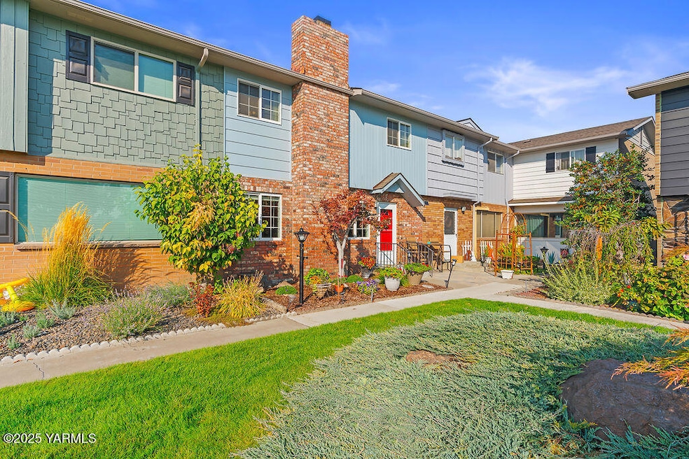 100 N 56th Ave Ave #15