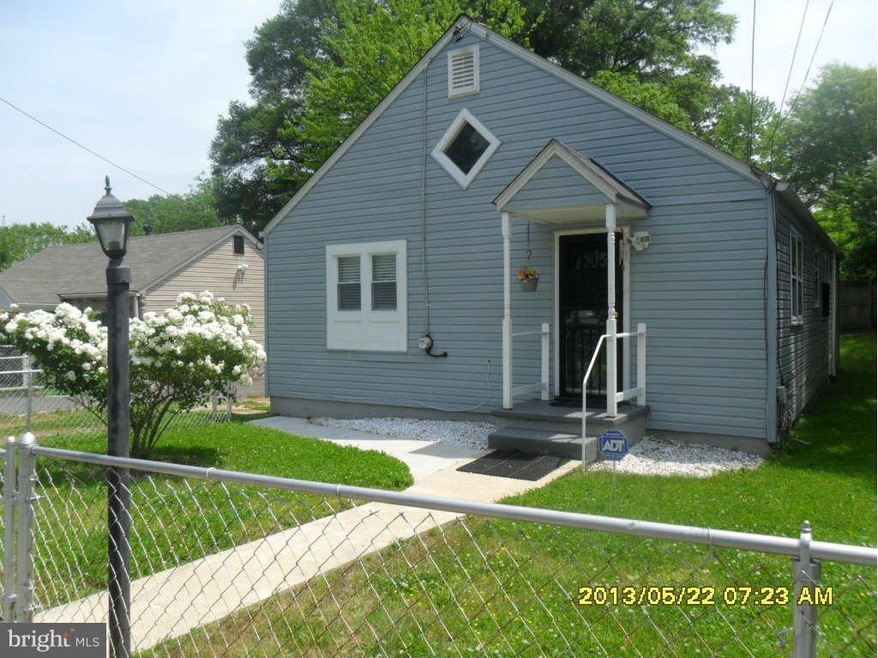 910 Mentor Ave, Capitol Heights, MD 20743 - photo 1