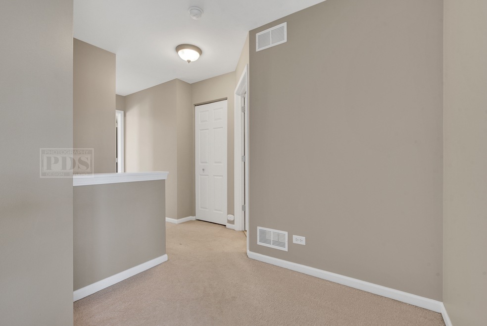 2103 Limestone Ln unit 802, Carpentersville, IL 60110 - photo 1