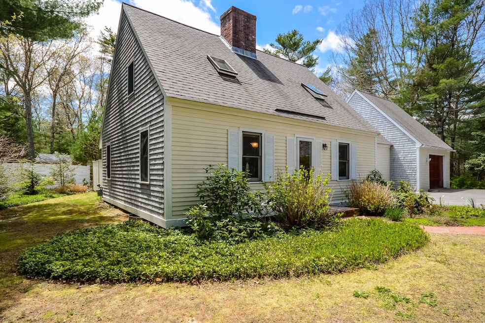 6 Holly Ridge Dr, Sandwich, MA 02563 - photo 1