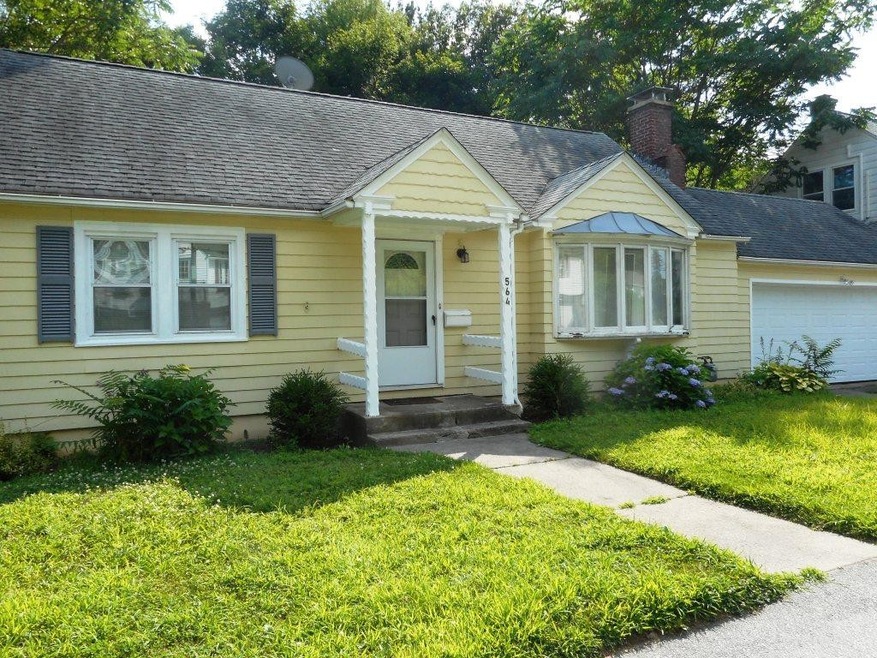 564 Chandler St, Worcester, MA 01602 - photo 1