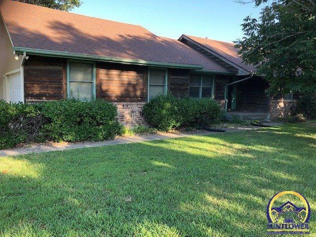 4620 SW Gage Blvd, Topeka, KS 66610 - photo 1