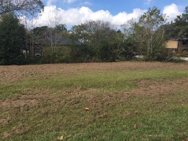 3414 4th St, Bay City, TX 77414 - photo 1