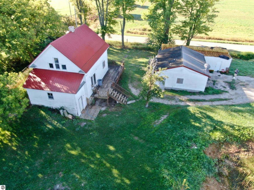 2631 E Thaut Rd, Au Gres, MI 48703 - photo 1