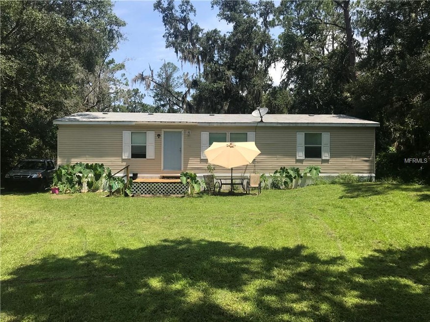 FRONT OF THE HOUSE