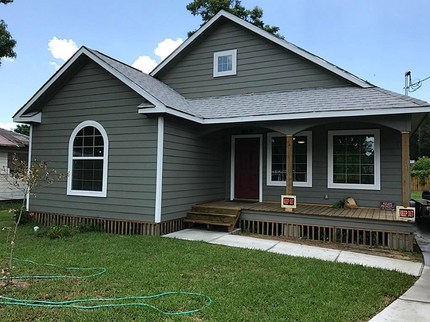 935 South Ln, Houston, TX 77088 - photo 1