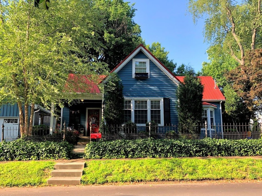 212 W Main St, Newburgh, IN 47630 - photo 1