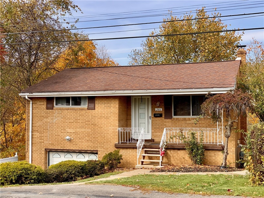 EXTERIOR FRONT