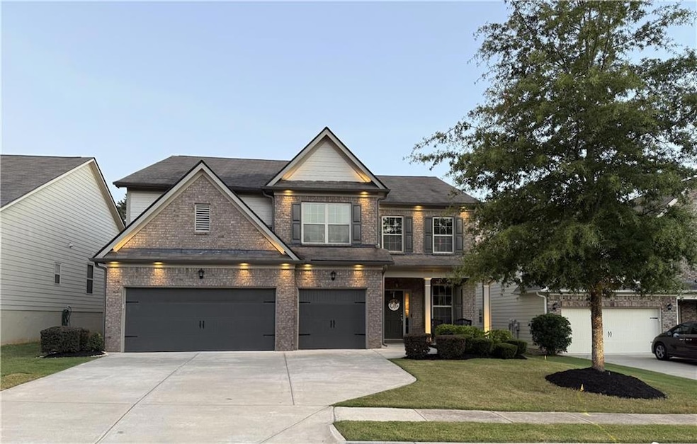 For Sale $624,900 • Co-Listing Agent