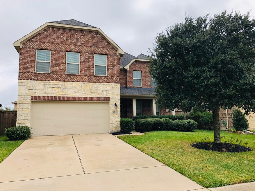 27519 Wade Springs Ct, Fulshear, TX 77441 - photo 1