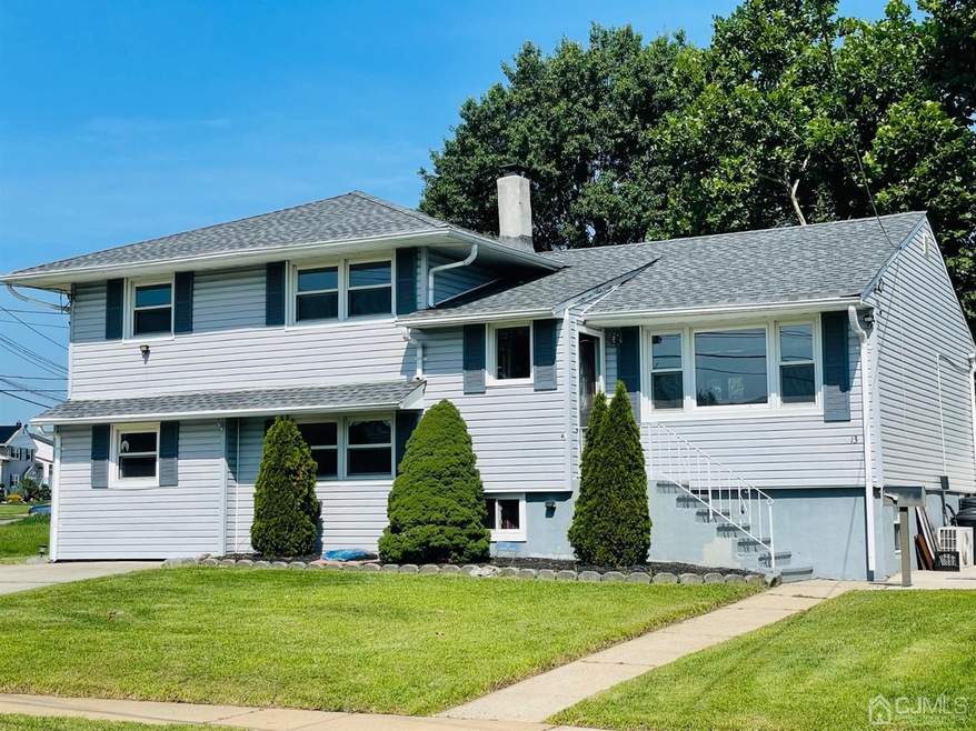 13 Colgan Ave, Carteret, NJ 07008 - photo 1