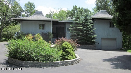 119 Highland Ln, Lords Valley, PA 18428 - photo 1