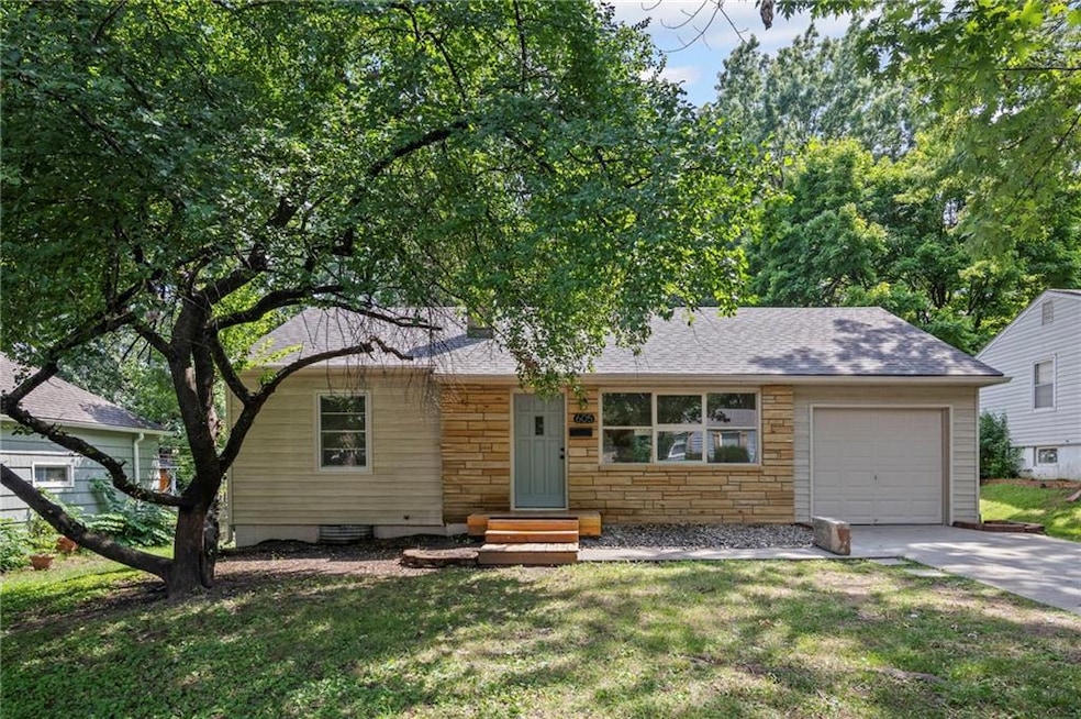 Under Contract $244,000 • Co-Listing Agent