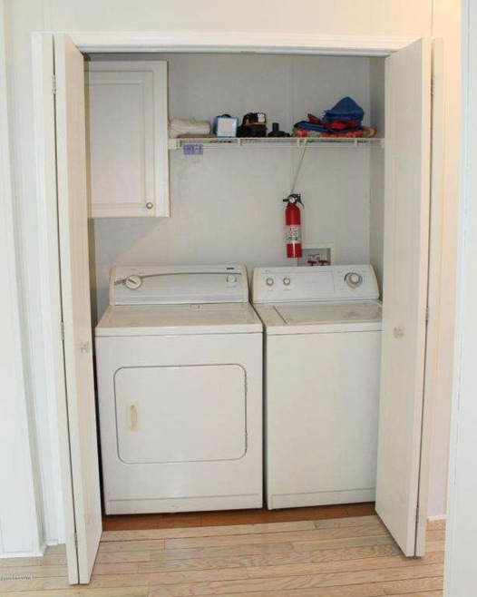 925 Pecan Cir, Sebastian, FL 32976 - photo 1