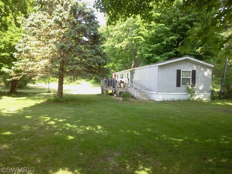 1218 N State Rd, Ionia, MI 48846 - photo 1