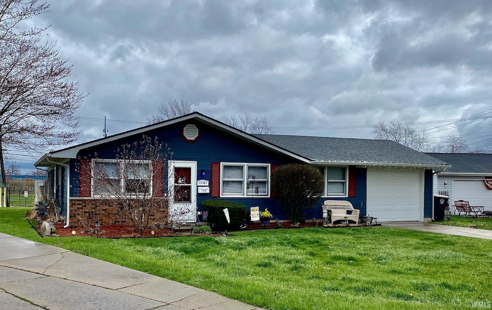 1918 Skylark Ct, Fort Wayne, IN 46808 - photo 1