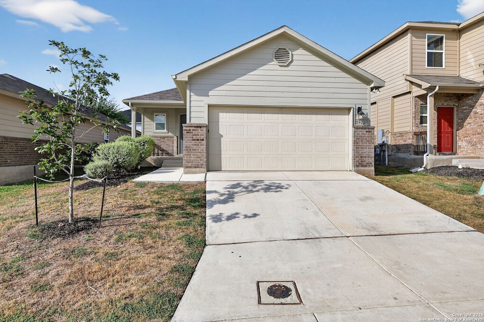 3921 Asher Aly, Saint Hedwig, TX 78152 - photo 1