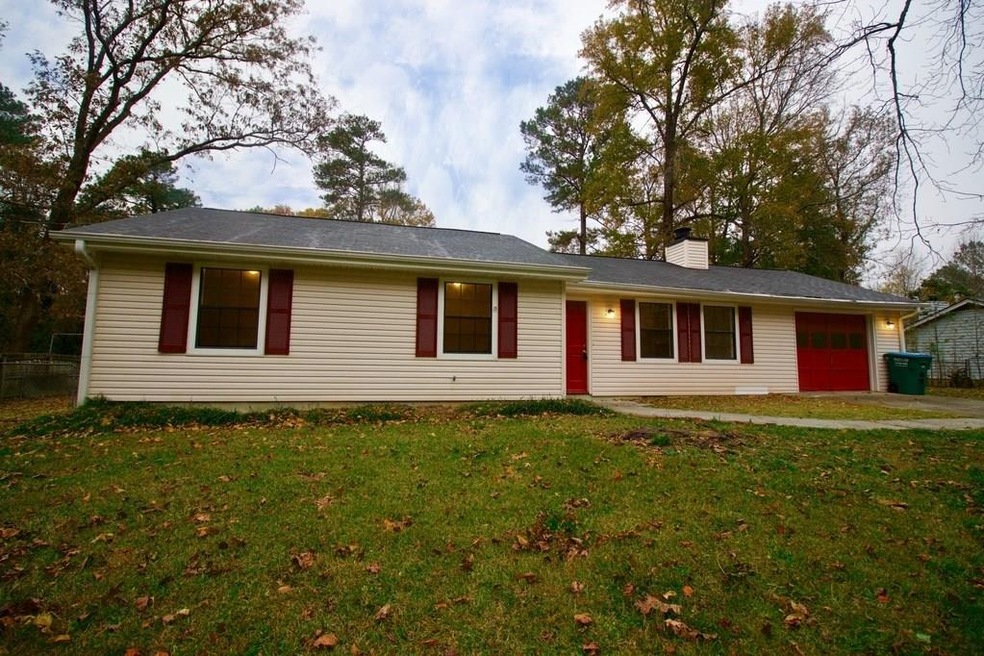 3327 Oak Dr, Snellville, GA 30078 - photo 1