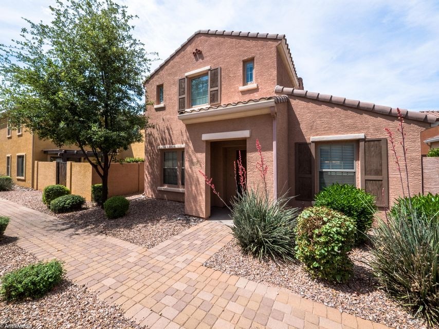2770 E Megan St
