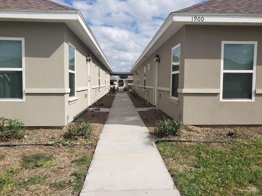 View of home's community