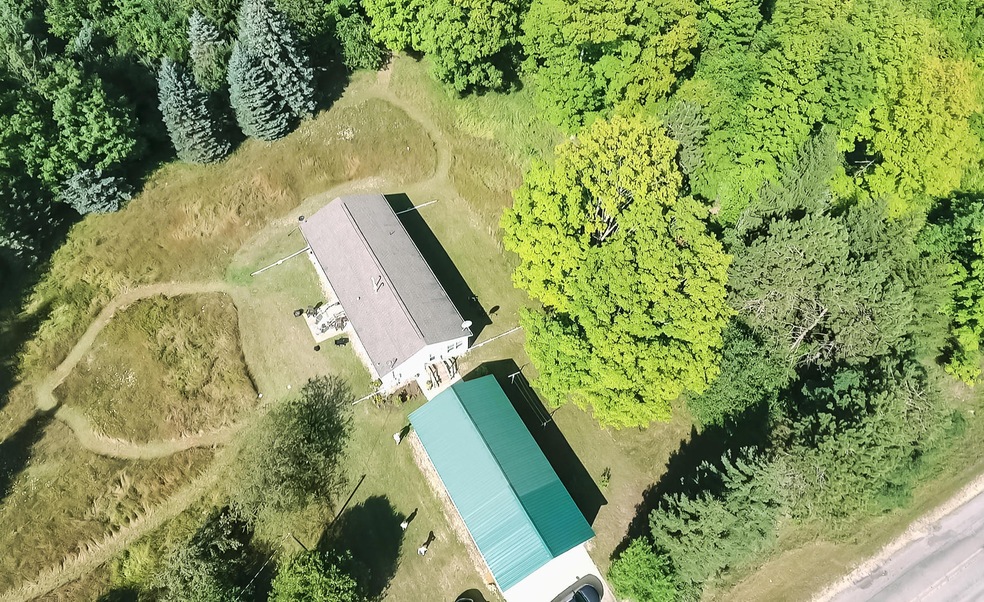 10 WOODED ACRES