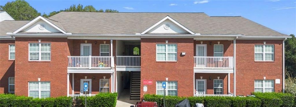 7712 Autry Cir unit 616, Douglasville, GA 30134 - photo 1