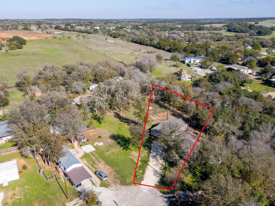 718 S Sky Ct, Granbury, TX 76049 - photo 1