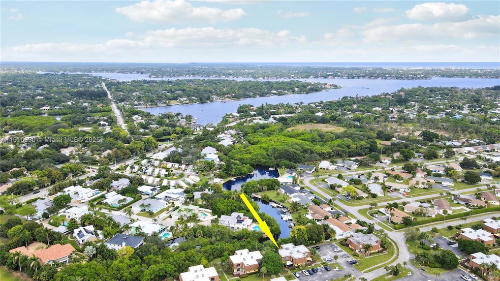 110 N Delaware Blvd unit 18B, Jupiter, FL 33458 - photo 1