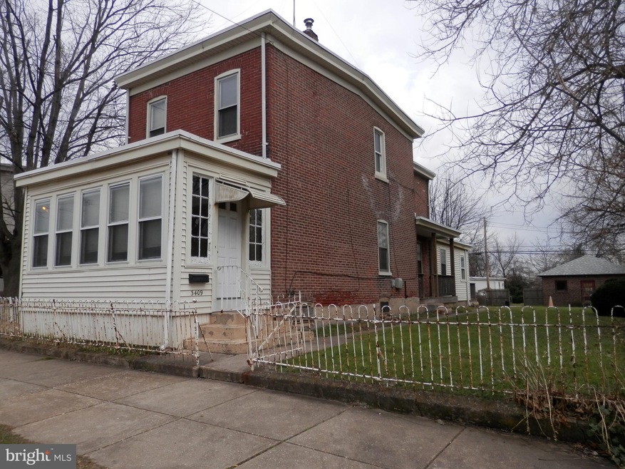 3409 W 3rd St, Marcus Hook, PA 19061 - photo 1