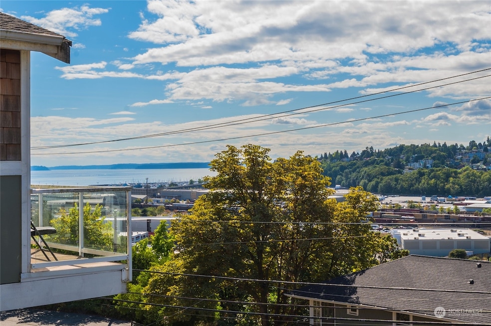 2552 14th Ave W unit 302, Seattle, WA 98119 - photo 1