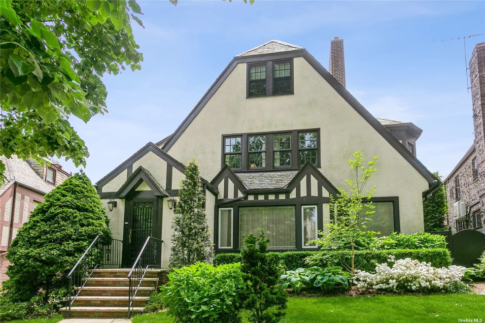 Sold $1,877,777 • Co-Listing Agent