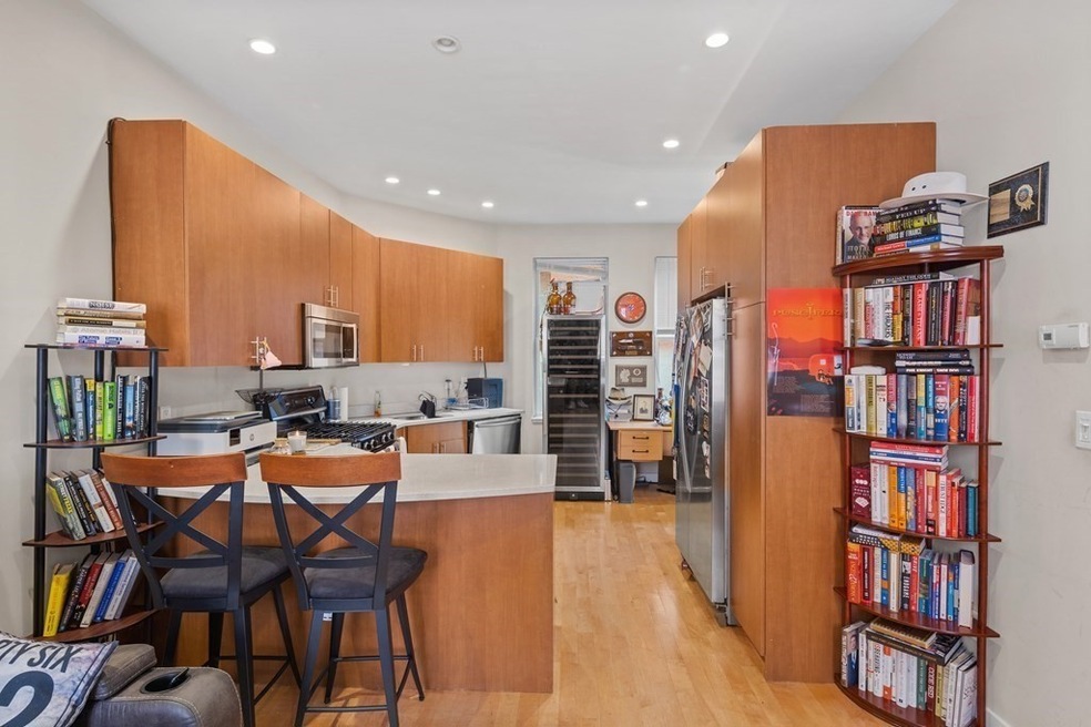 46 Cooper St unit 1, Boston, MA 02113 - photo 1