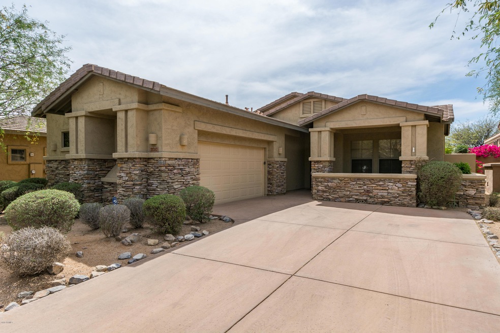 001_Exterior